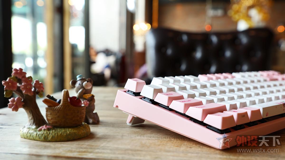 阿米洛“桜”主题键盘图赏简评：倾力绽放    