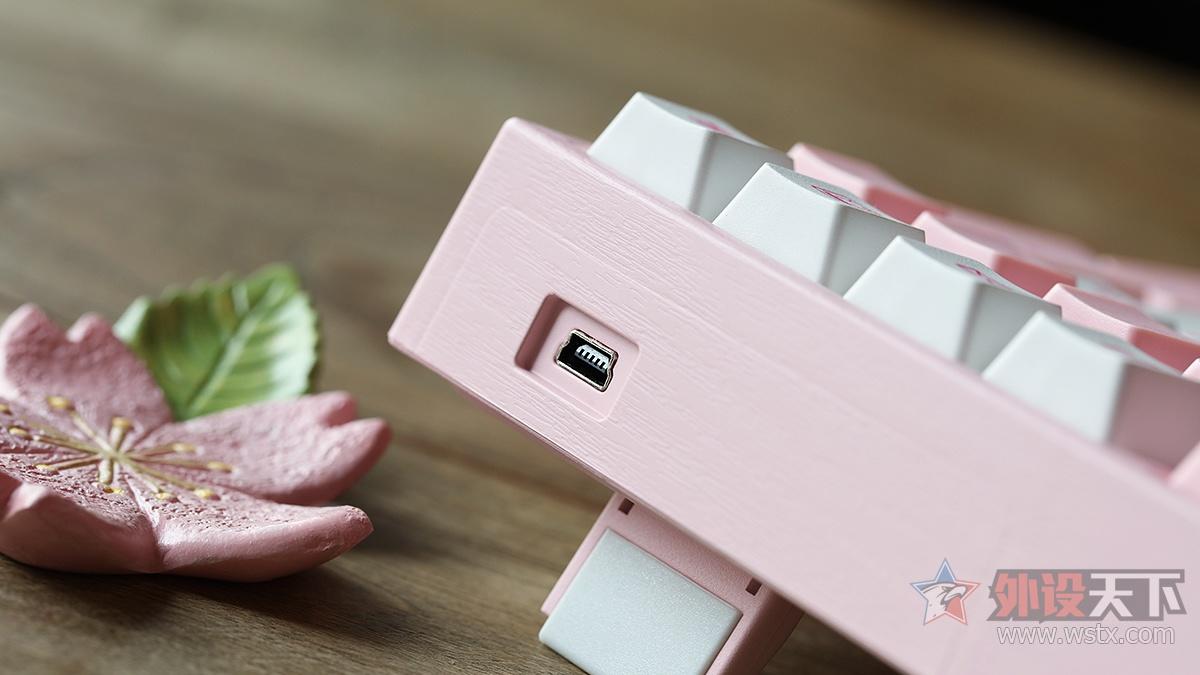 阿米洛“桜”主题键盘图赏简评：倾力绽放    