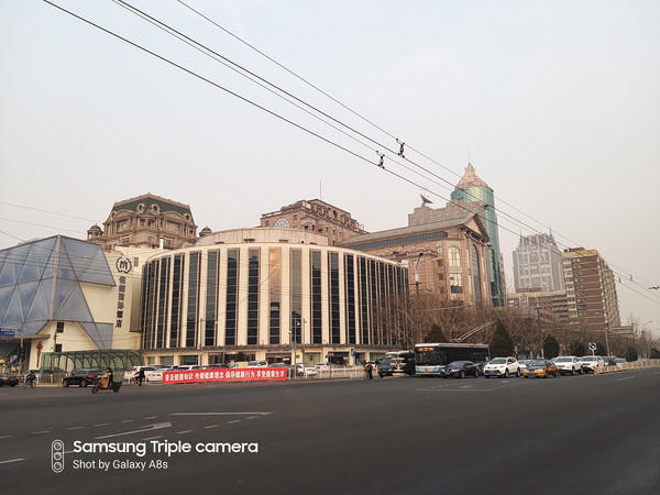 三星Galaxy A8s拍照样张