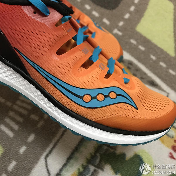 脚感无敌！Saucony 圣康尼 FREEDOM ISO 跑步鞋