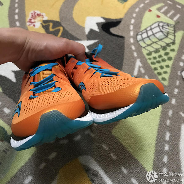 脚感无敌！Saucony 圣康尼 FREEDOM ISO 跑步鞋