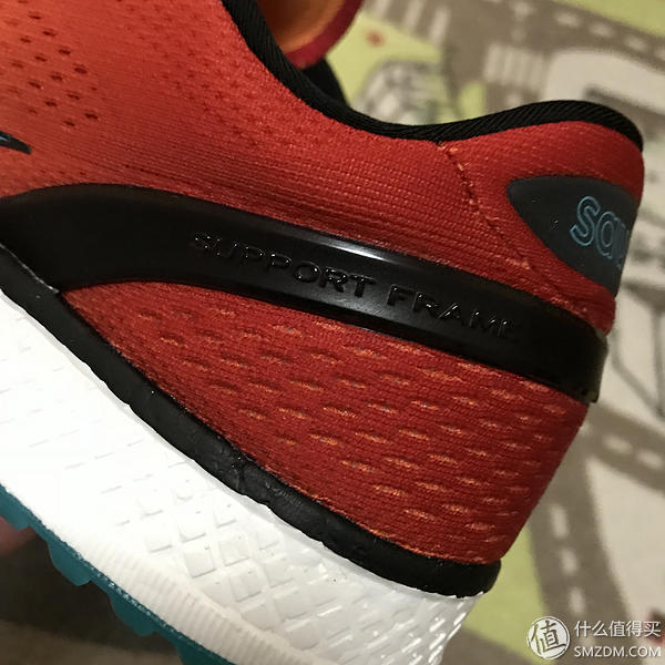 脚感无敌！Saucony 圣康尼 FREEDOM ISO 跑步鞋