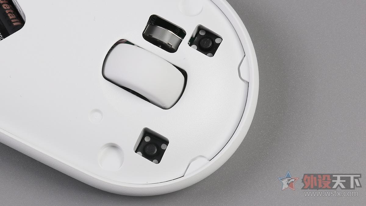 罗技 Pebble 鹅卵石无线鼠标评测：转型之作  
