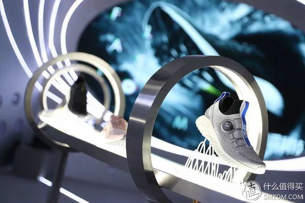 “虫洞”跑鞋测评—安踏ANTA 携手 NASA联袂出击