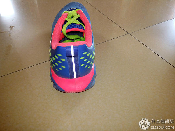 一双舒适的慢跑鞋：LI-NING 李宁 弧五代 深度使用测评（李宁系列测评第一期）