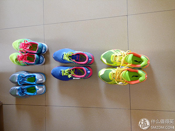 测评预告 从左往右依次为李宁超轻11和超轻12 弧五代  烈骏智能版