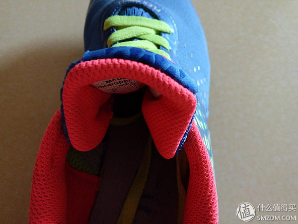 一双舒适的慢跑鞋：LI-NING 李宁 弧五代 深度使用测评（李宁系列测评第一期）