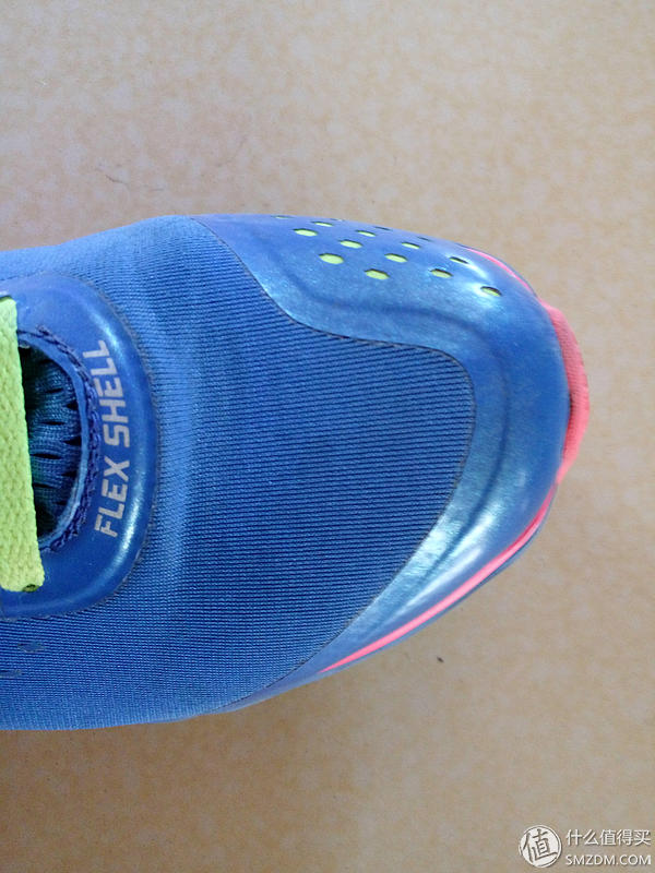 一双舒适的慢跑鞋：LI-NING 李宁 弧五代 深度使用测评（李宁系列测评第一期）