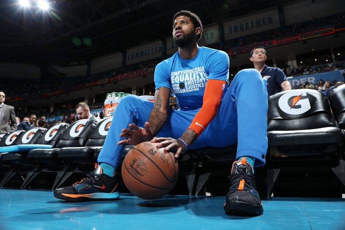 近赏保罗·乔治脚下新配色nike pg 3 pe