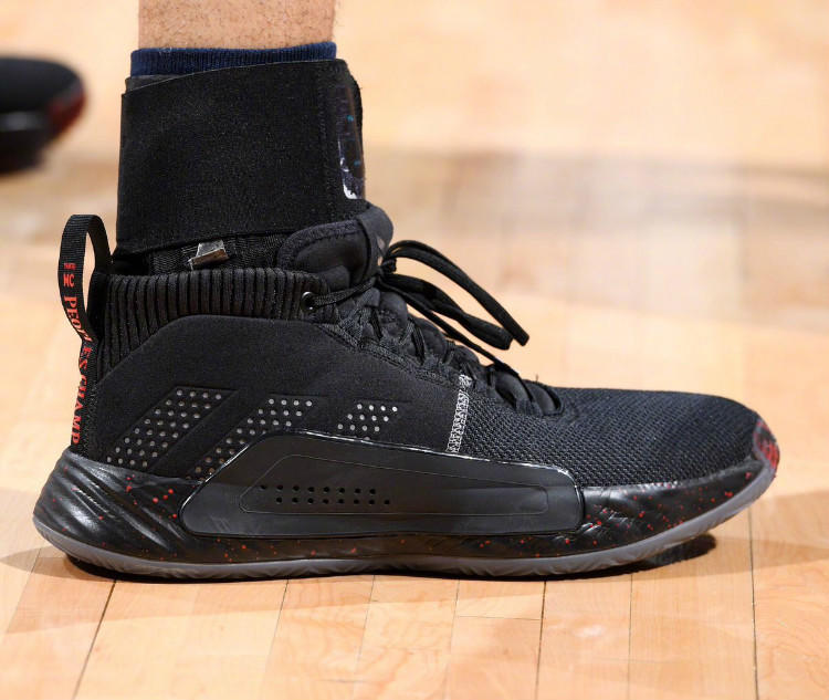 一周上脚nba赛场球鞋上脚一周精选422428下