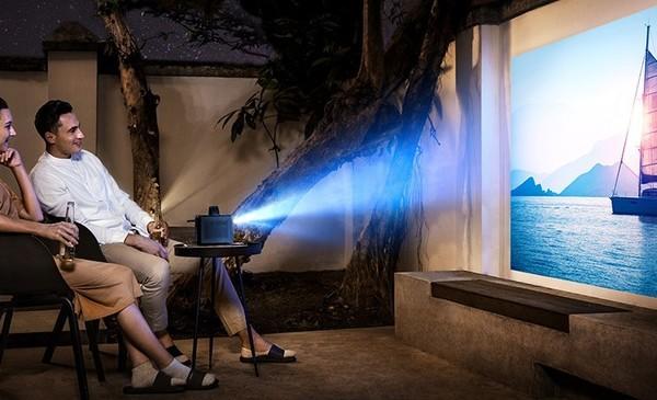 随身携带的电影院 nebula p2便携智能投影仪初体验-识物