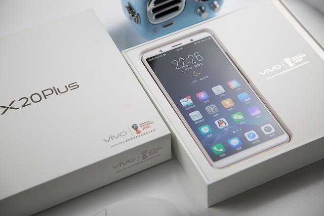 销量最好的全面屏手机VIVO X20Plus体验