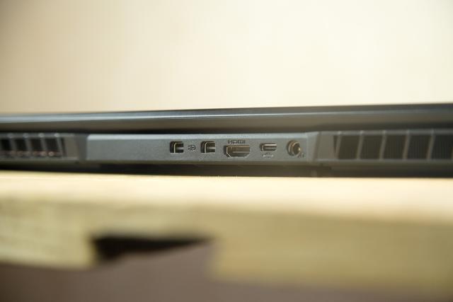 17.3的屏笔电仅15.6的机身？机械革命X8Ti Plus测评