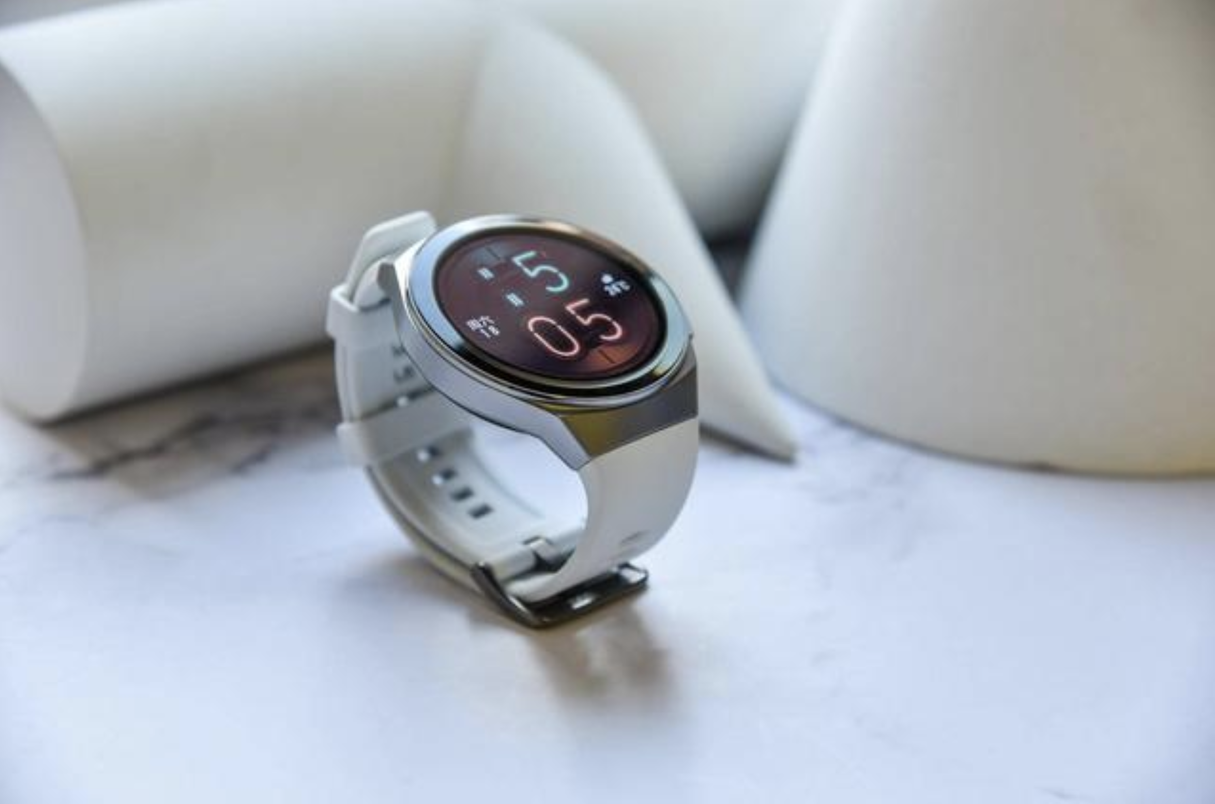 apple虽领先但华为也不赖华为watchgt2e评测又是一个王者