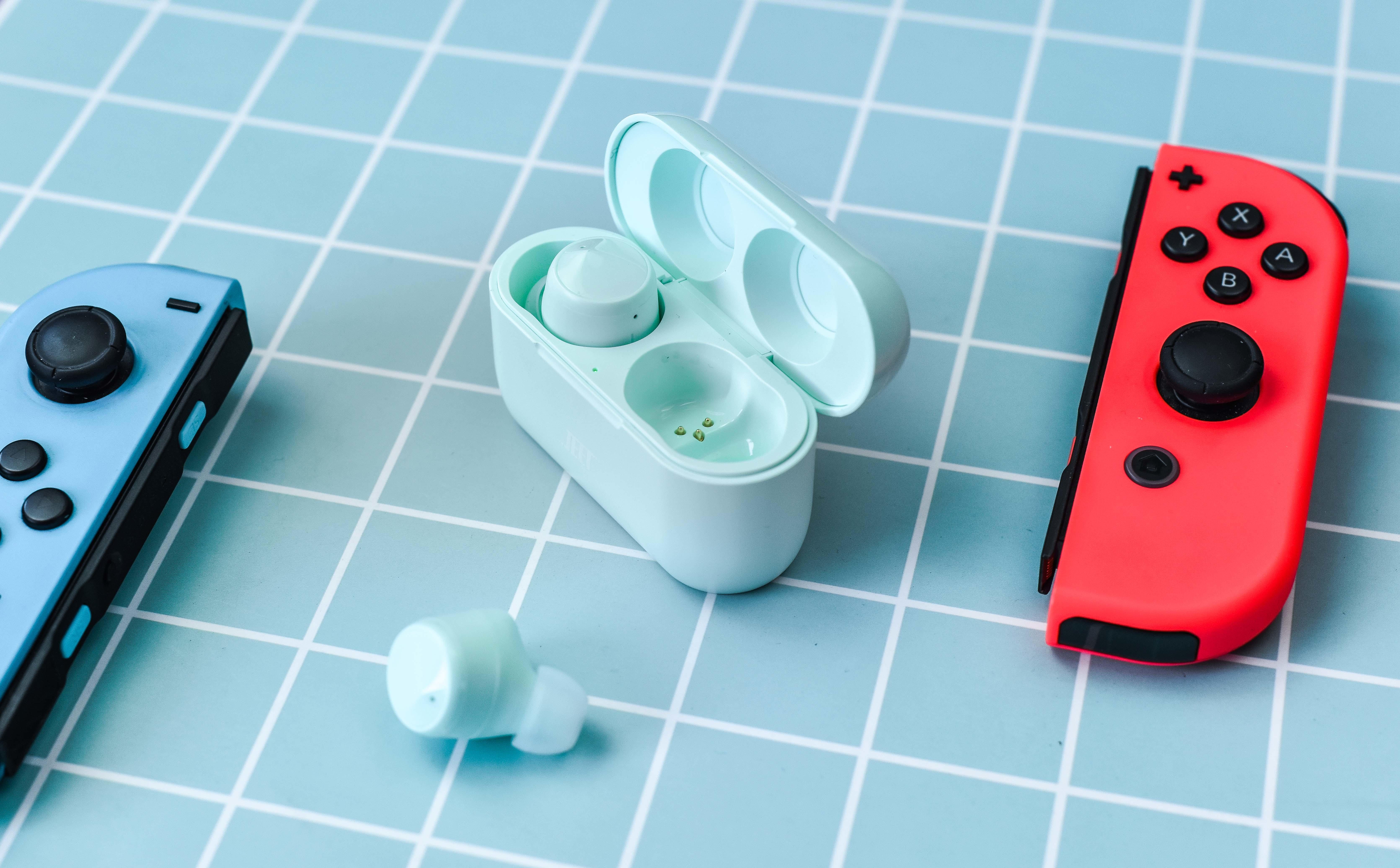 送女生的耳机首选jeetairbass无线蓝牙耳机体验