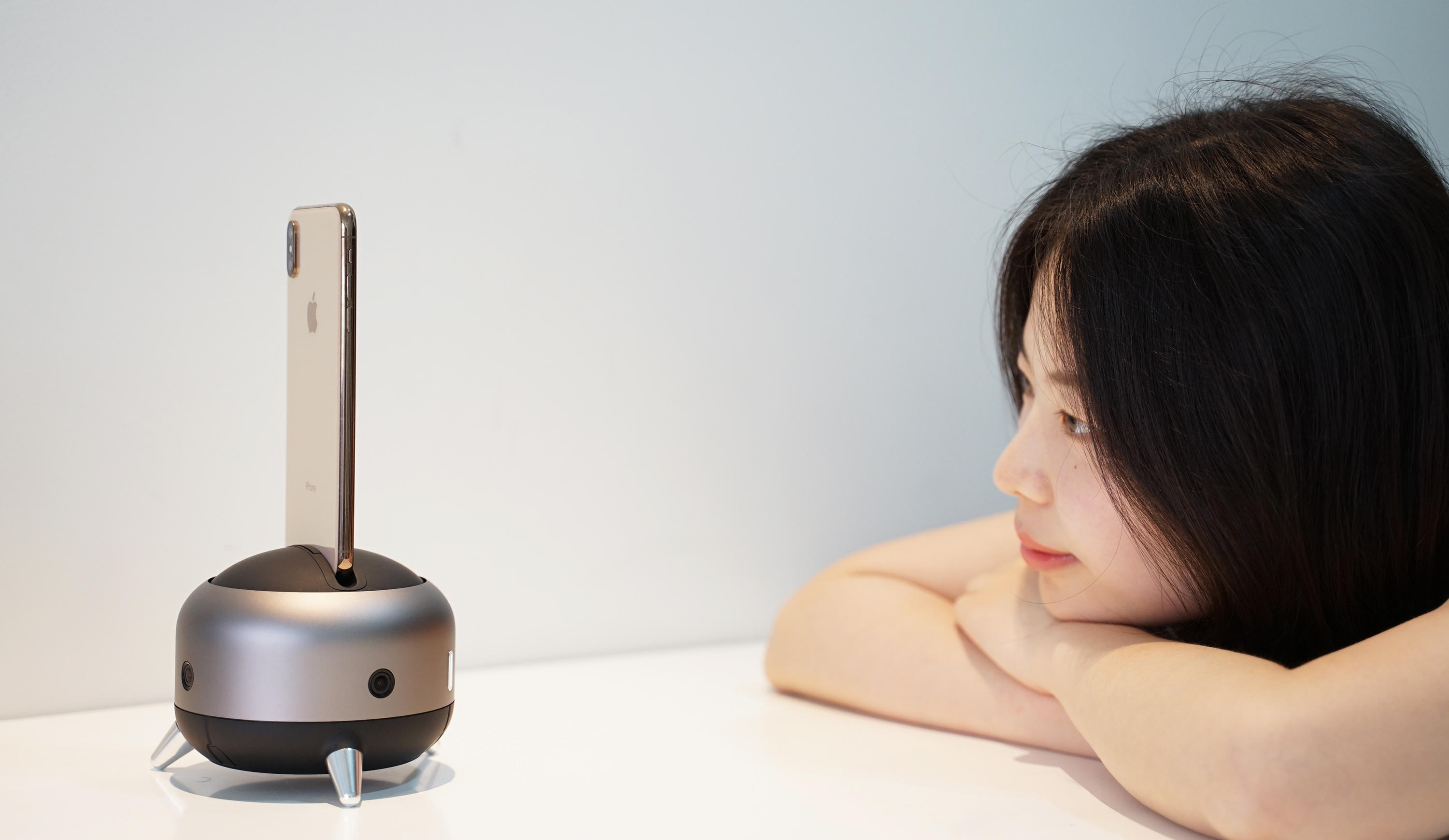 释放女友的摄影洪荒之力智能跟拍机器人toonmini体验