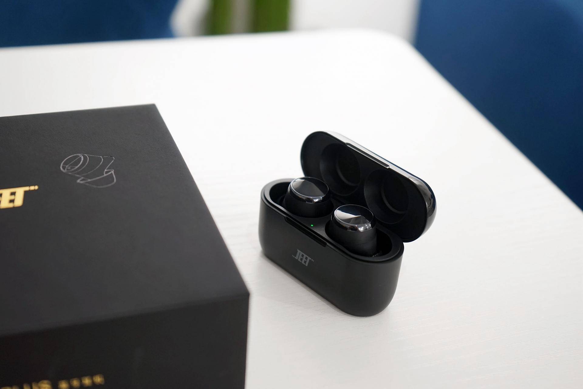 jeetairplus真无线蓝牙耳机全频动铁回归音质本质