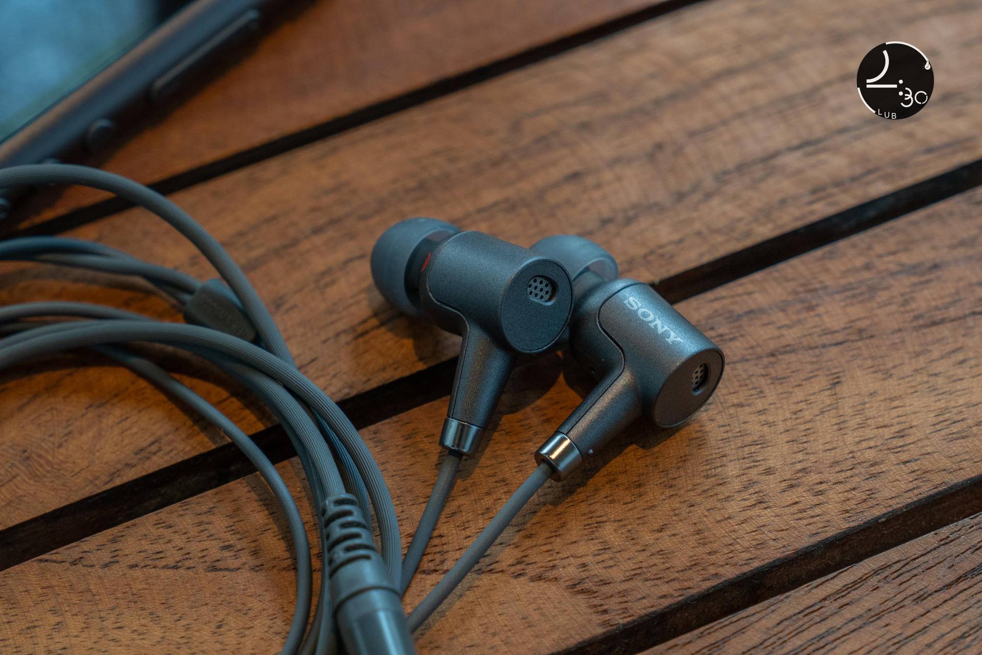 索尼 nw-a55hn 播放器评测:它弥补了手机上缺失的耳机孔