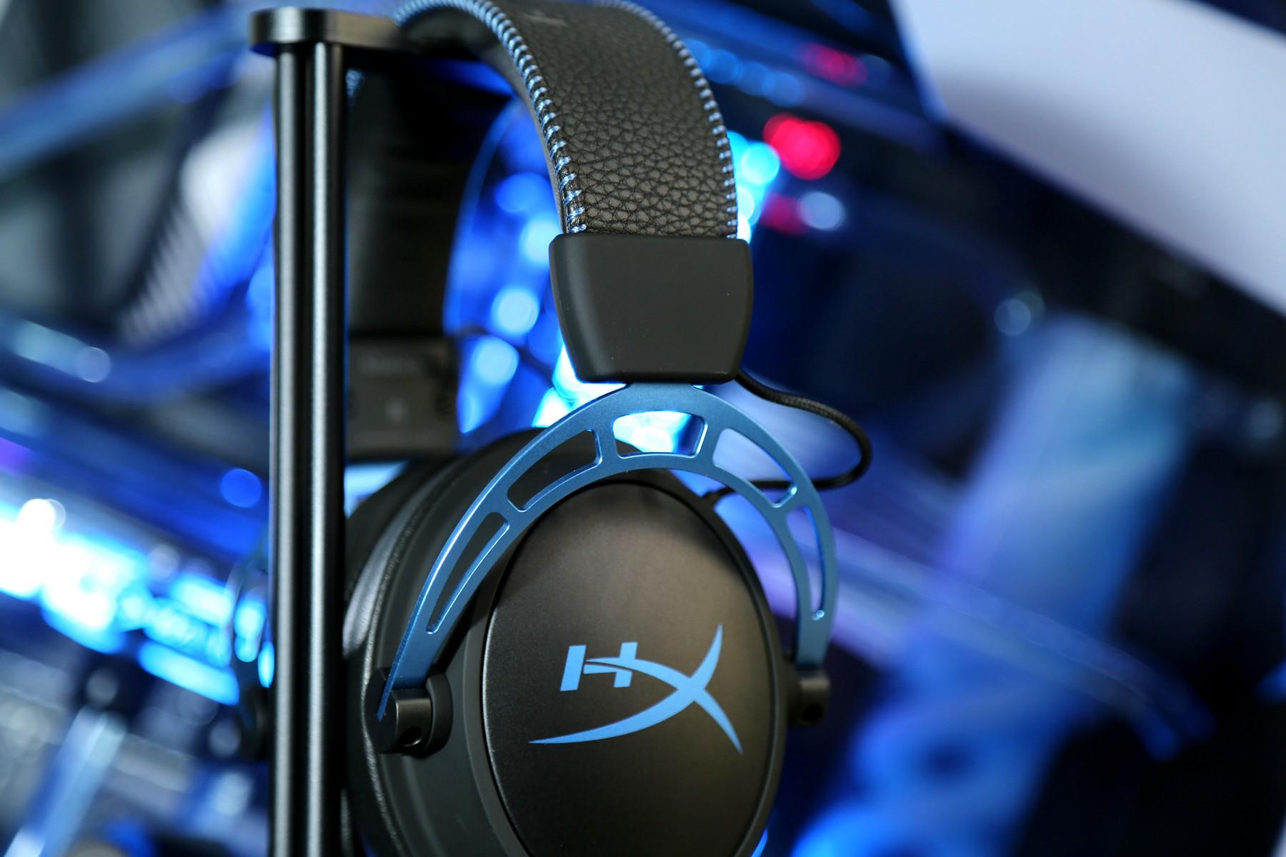 低频随心调文武双全的电竞耳机金士顿阿尔法s加强版评测