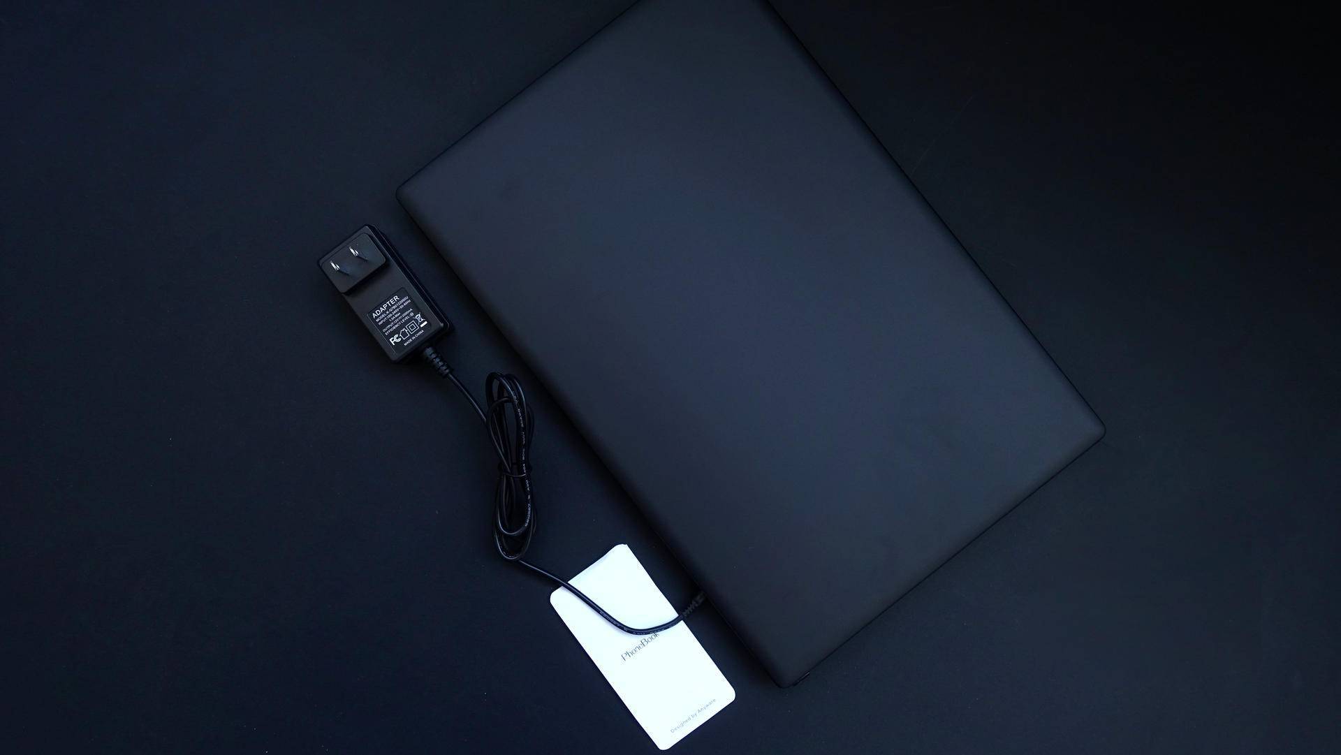 手机云本phonebook体验:下一代电脑何必是电脑