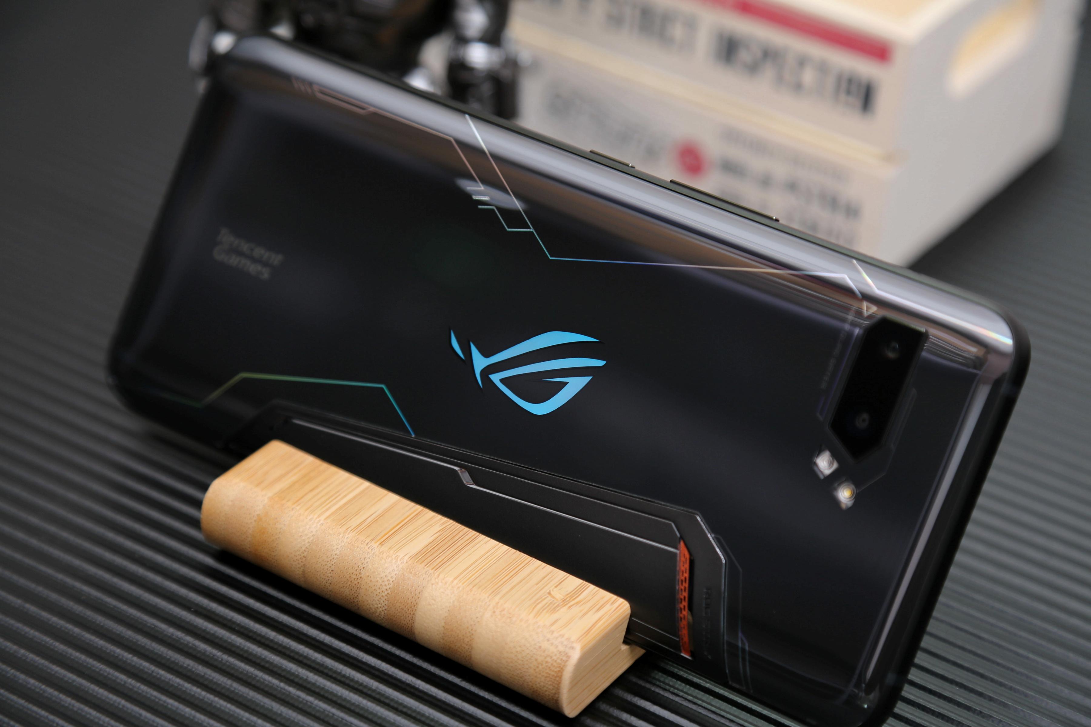 电竞手机中的"最强王者":rog游戏手机2深度评测