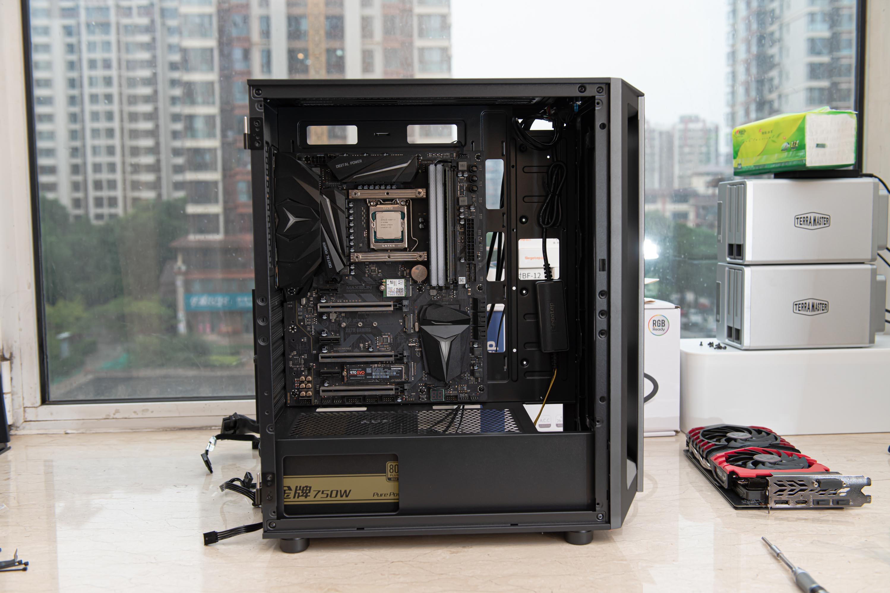 主机视觉升级方案鑫谷直男1号冰封240水冷效果展示