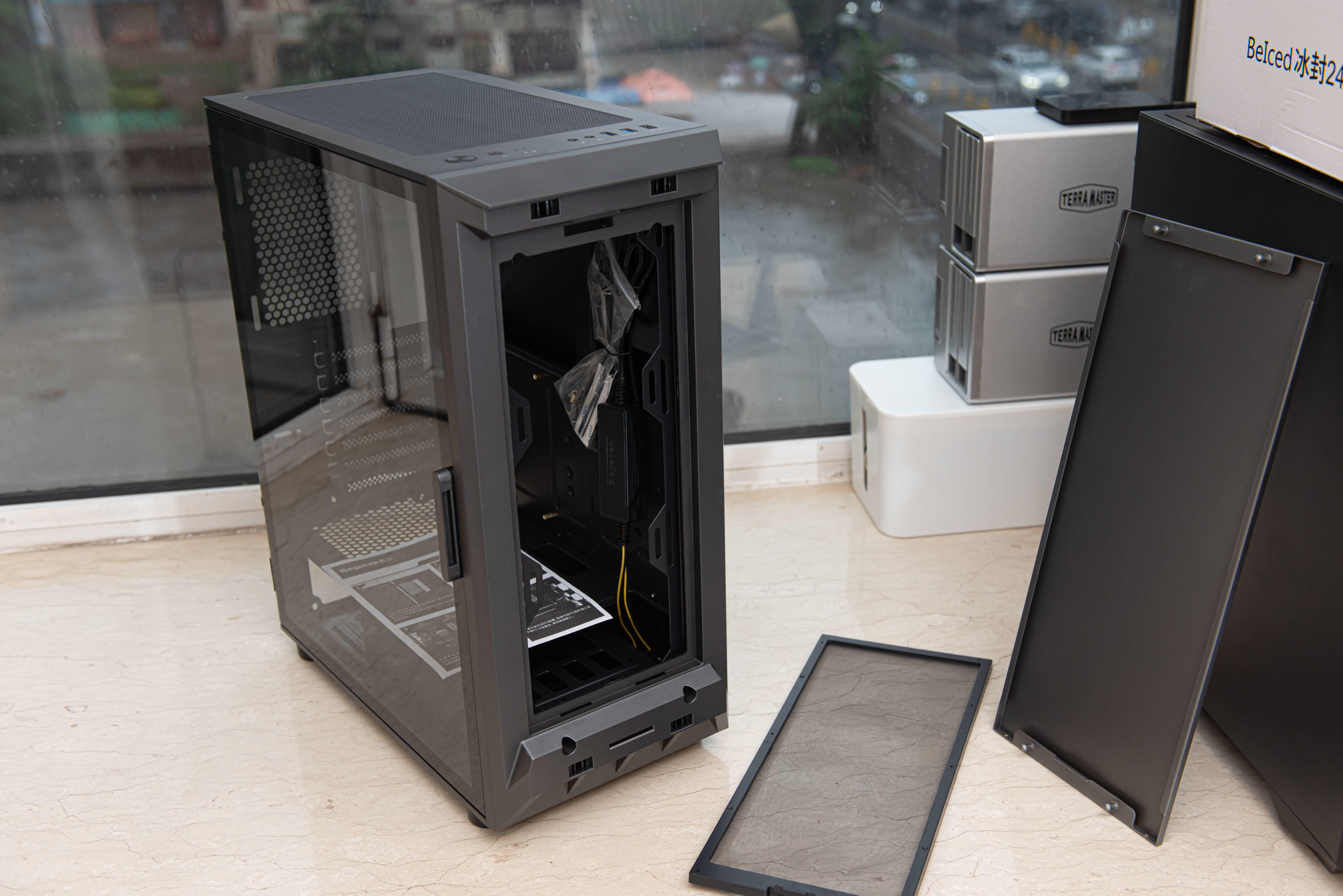 主机视觉升级方案鑫谷直男1号冰封240水冷效果展示