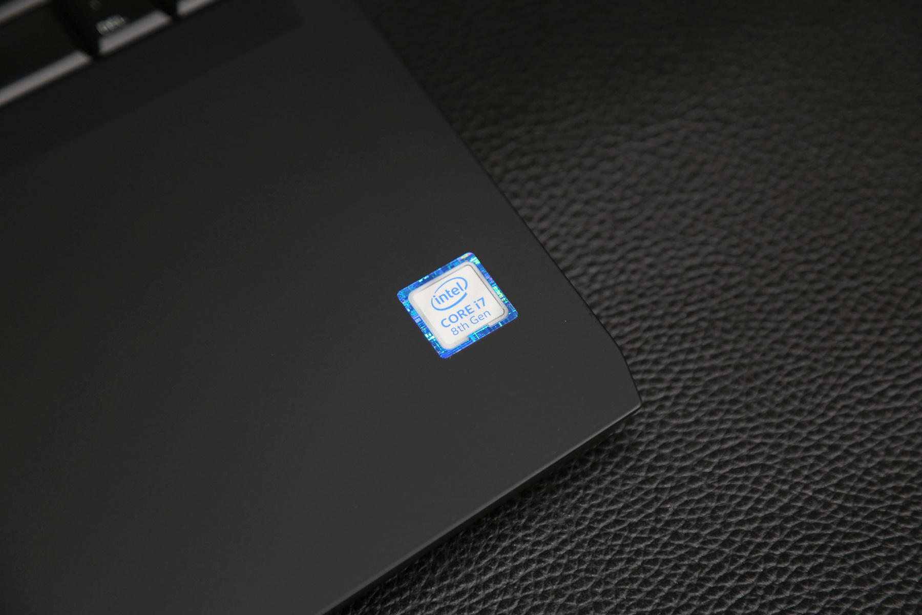 感受八代Intel酷睿移动CPU的力量—Alienware 17R5简单评测