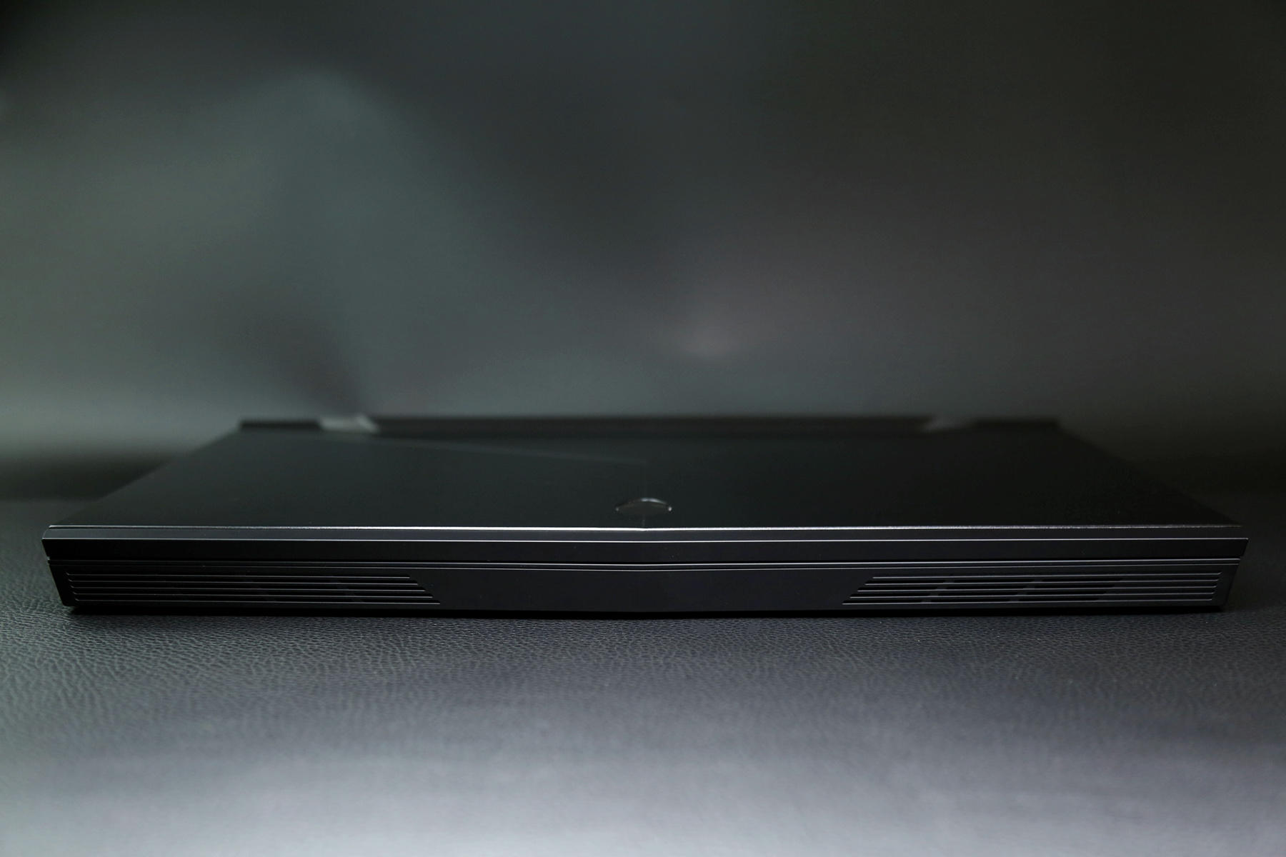 感受八代Intel酷睿移动CPU的力量—Alienware 17R5简单评测