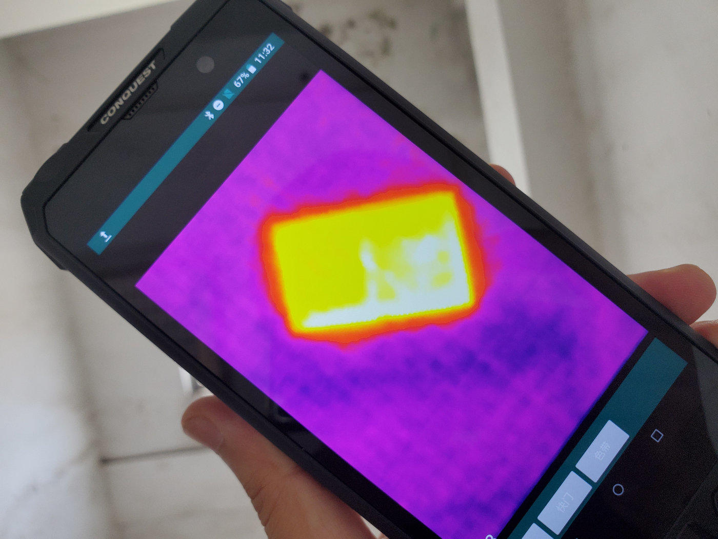 【新品曝光】红外热成像多模北斗定位手机征服s19评测