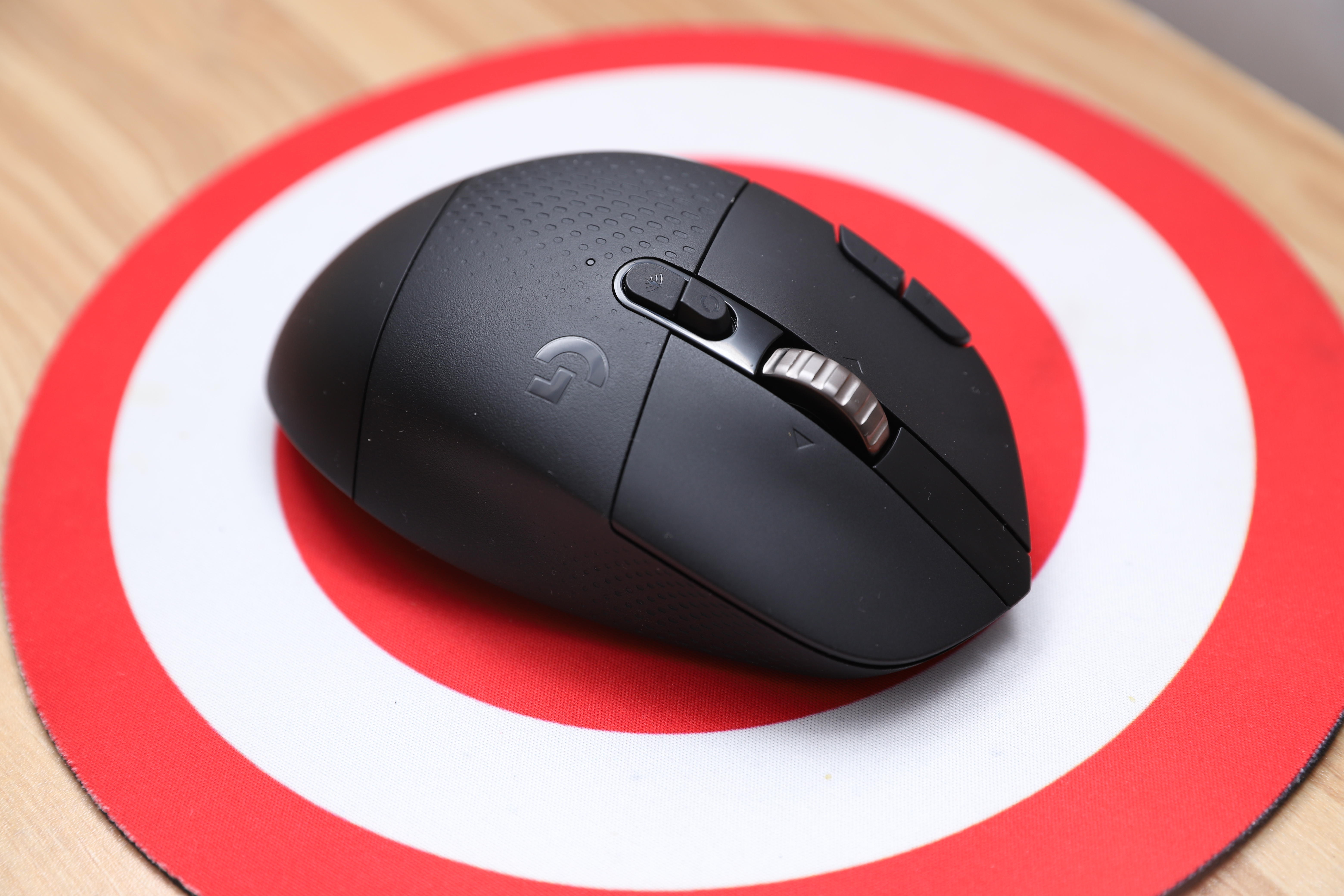 罗技g604无线鼠标15个可编程按键,超长续航不一样的游戏体验