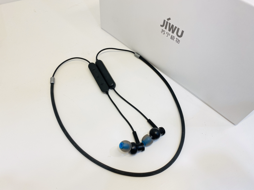 好音乐需要安静聆听苏宁小biu智能耳机评测