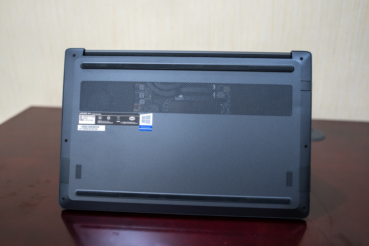 做工看齐苹果体验碾压小米,神舟精盾u45a1畅玩版硬核上线