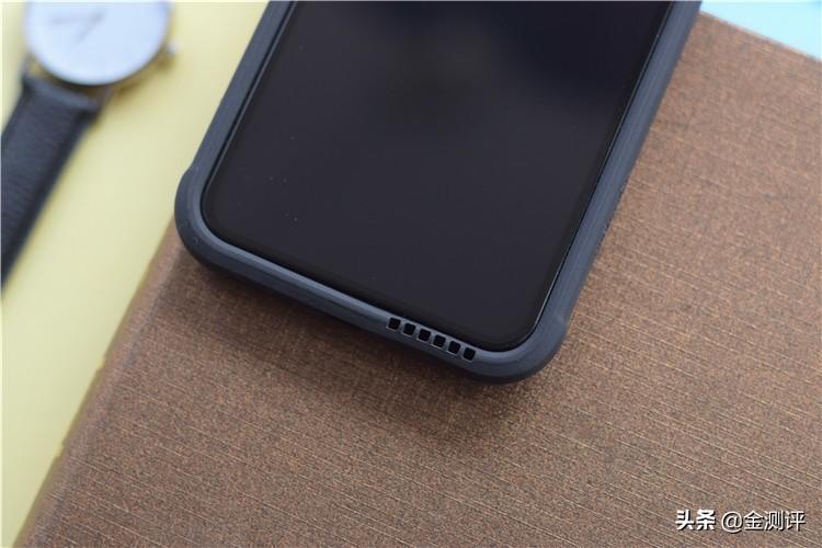 售价超200，这款iPhone xs max金属边框手机壳，你觉得如何？