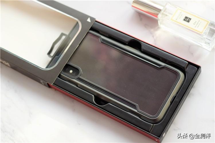 售价超200，这款iPhone xs max金属边框手机壳，你觉得如何？