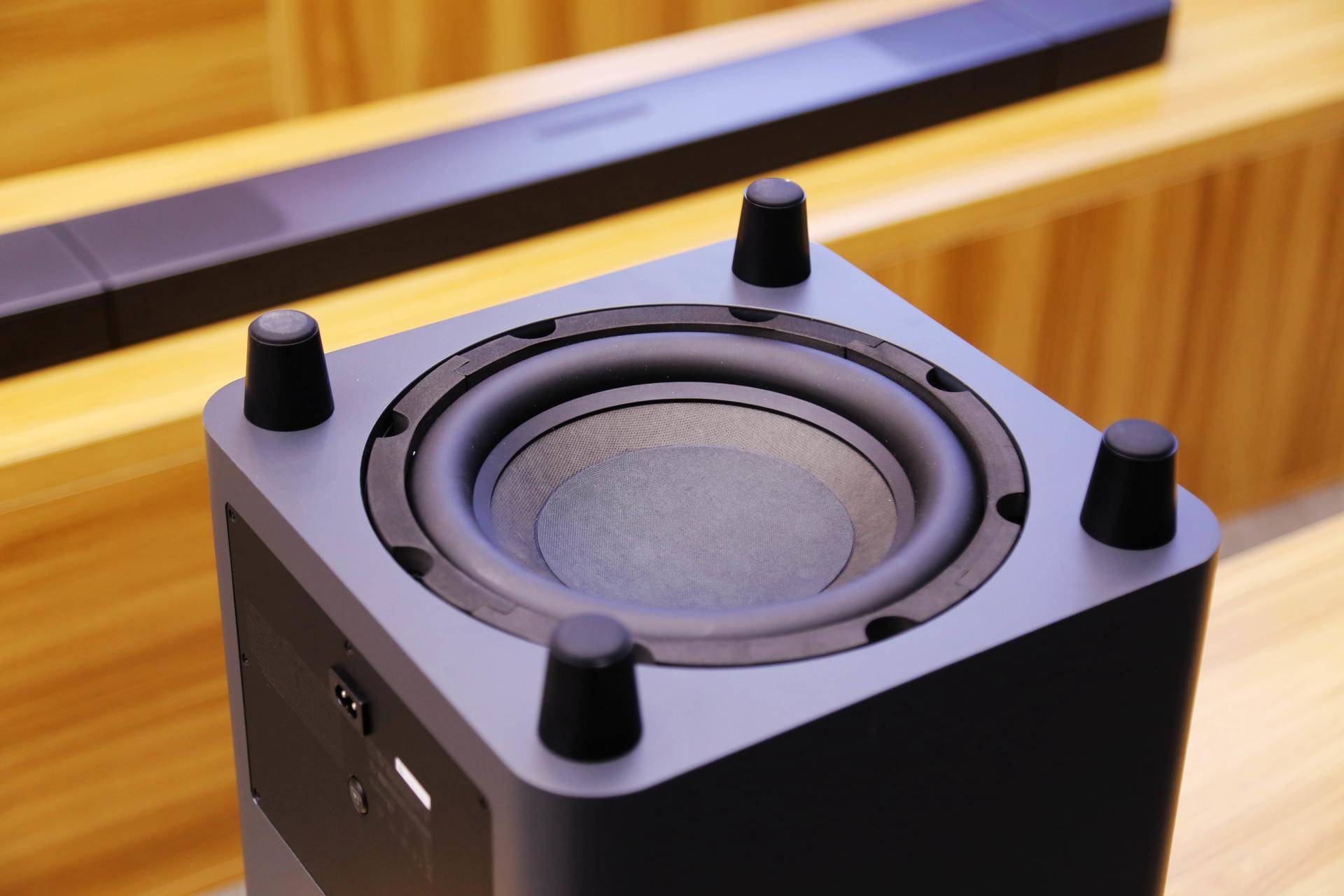 的声音同样需要强劲的动力来保证(w/h)两个独立环绕音响电池充电时间