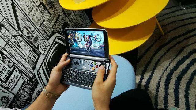 娱乐办公两不误！苹果、华为电脑都无法实现，GPD WIN 2的魅力