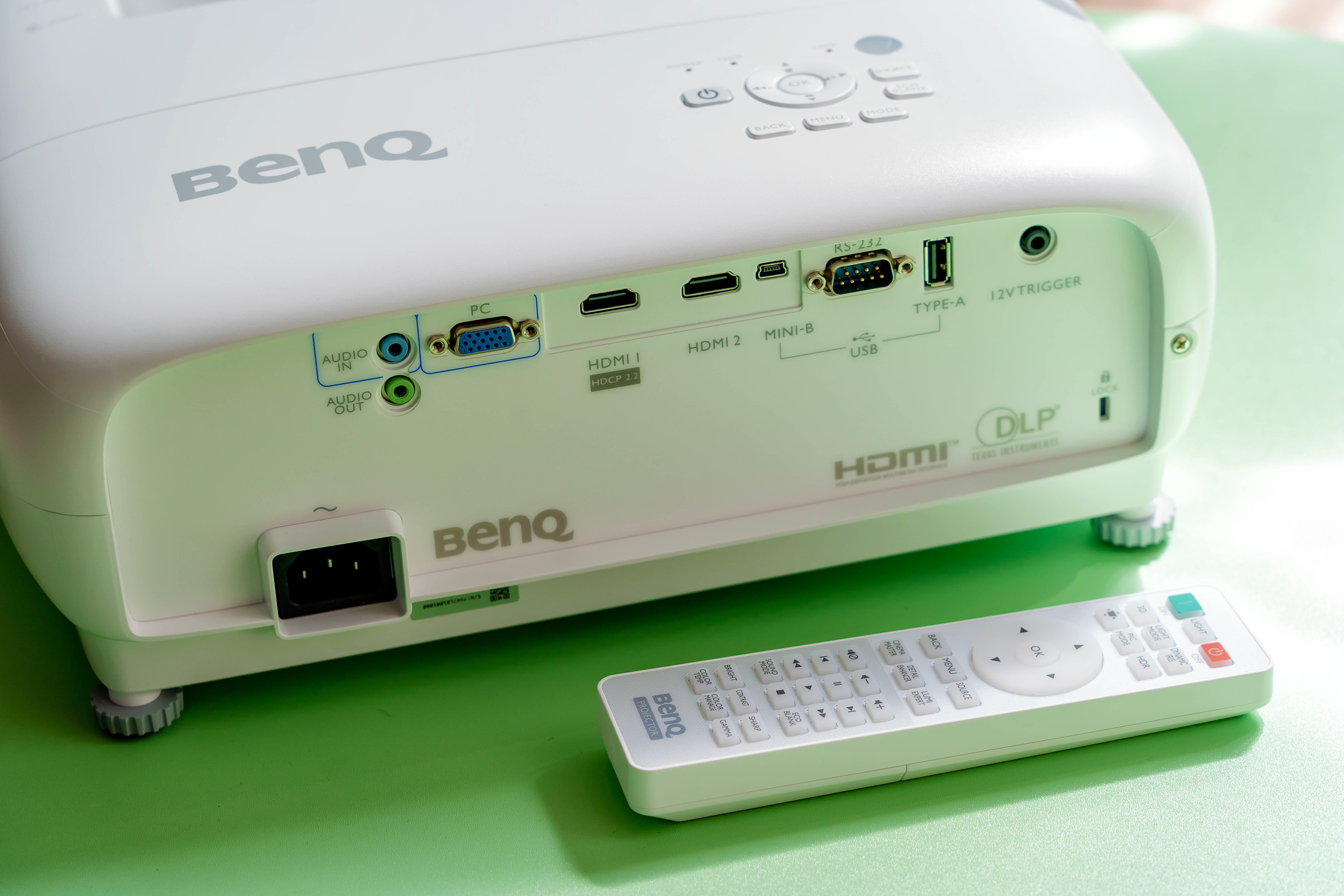 把电影院搬回家明基w1700m真4khdr投影仪评测