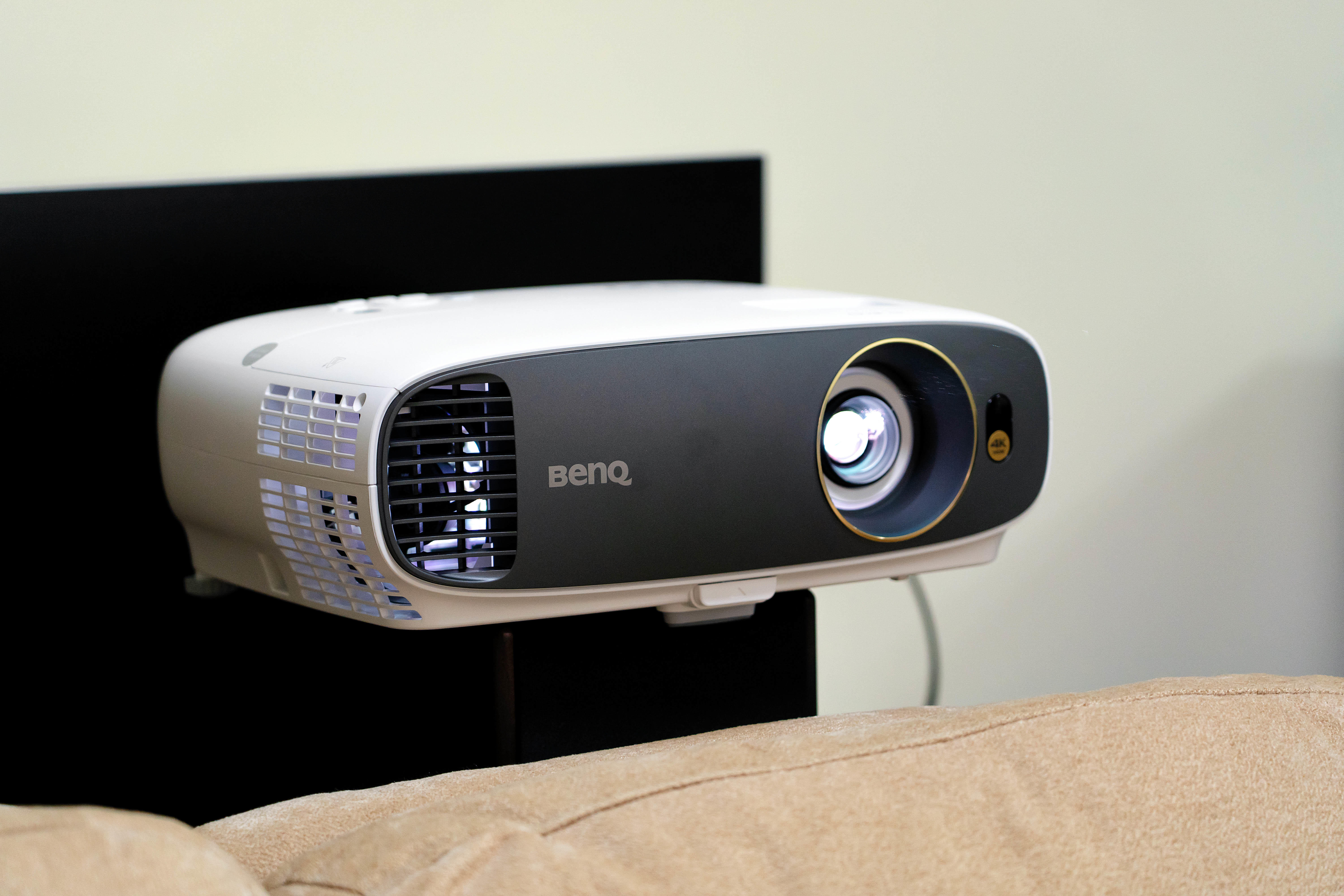 把电影院搬回家明基w1700m真4khdr投影仪评测