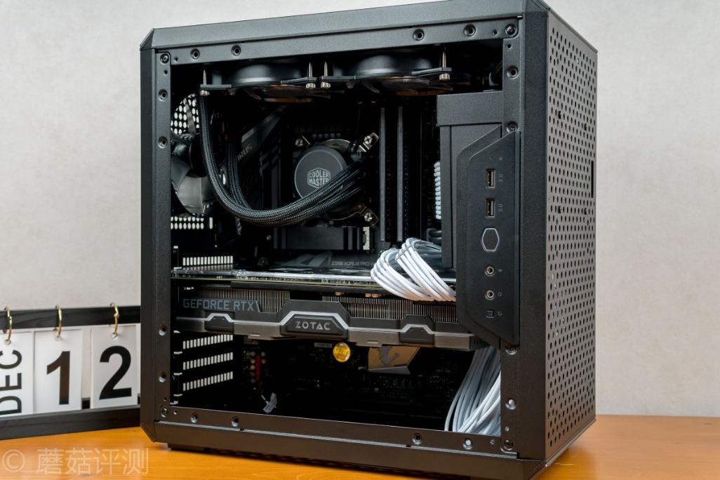 matx的身材却拥有atx的大肚量酷冷至尊q500l紧凑型atx机箱