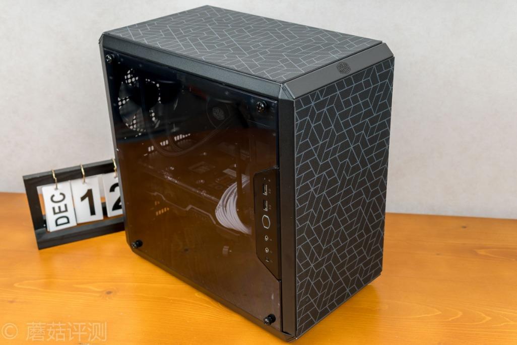 matx的身材却拥有atx的大肚量酷冷至尊q500l紧凑型atx机箱