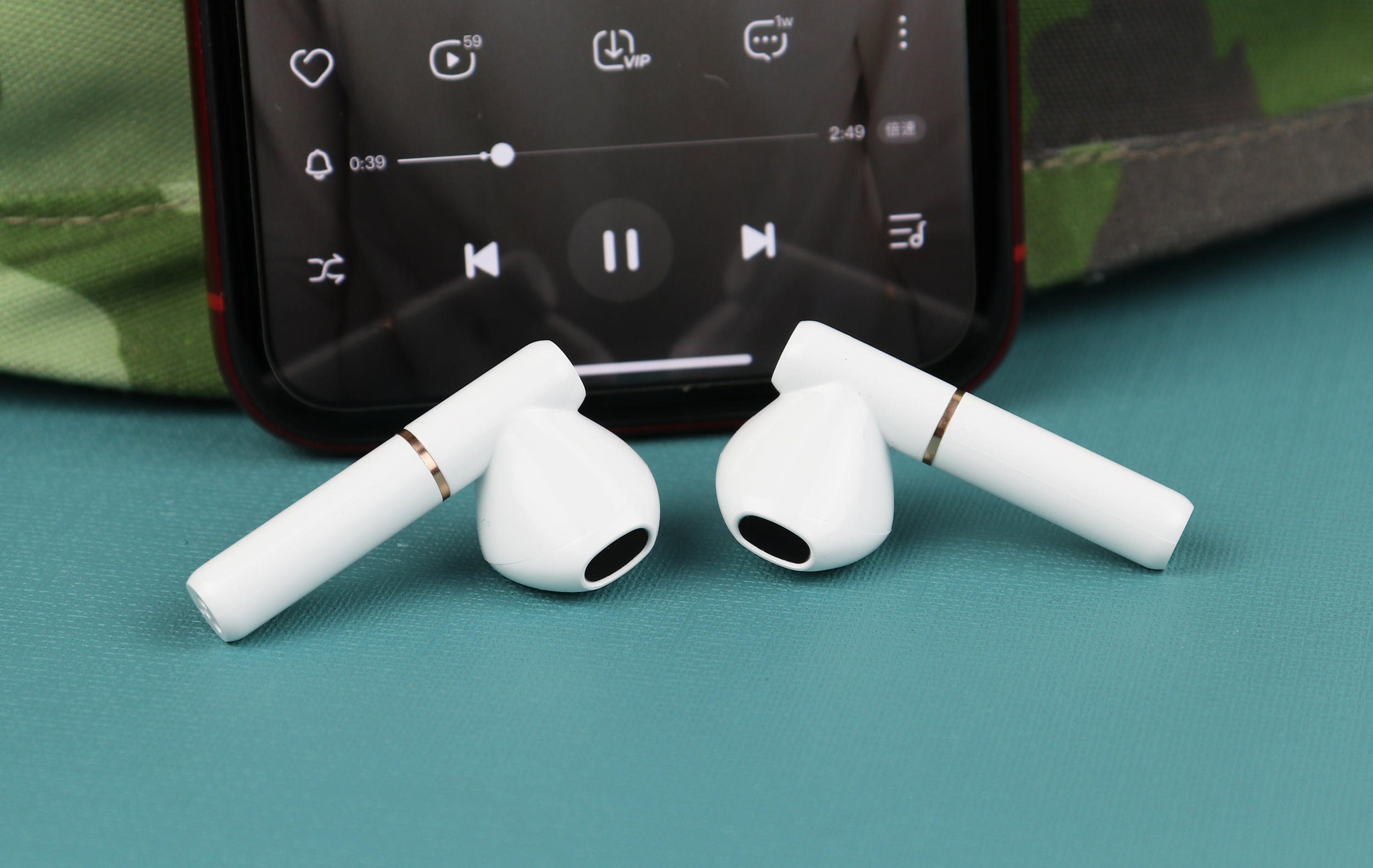 百元享低延迟ENC降噪，QCY T8S叫板苹果AirPods