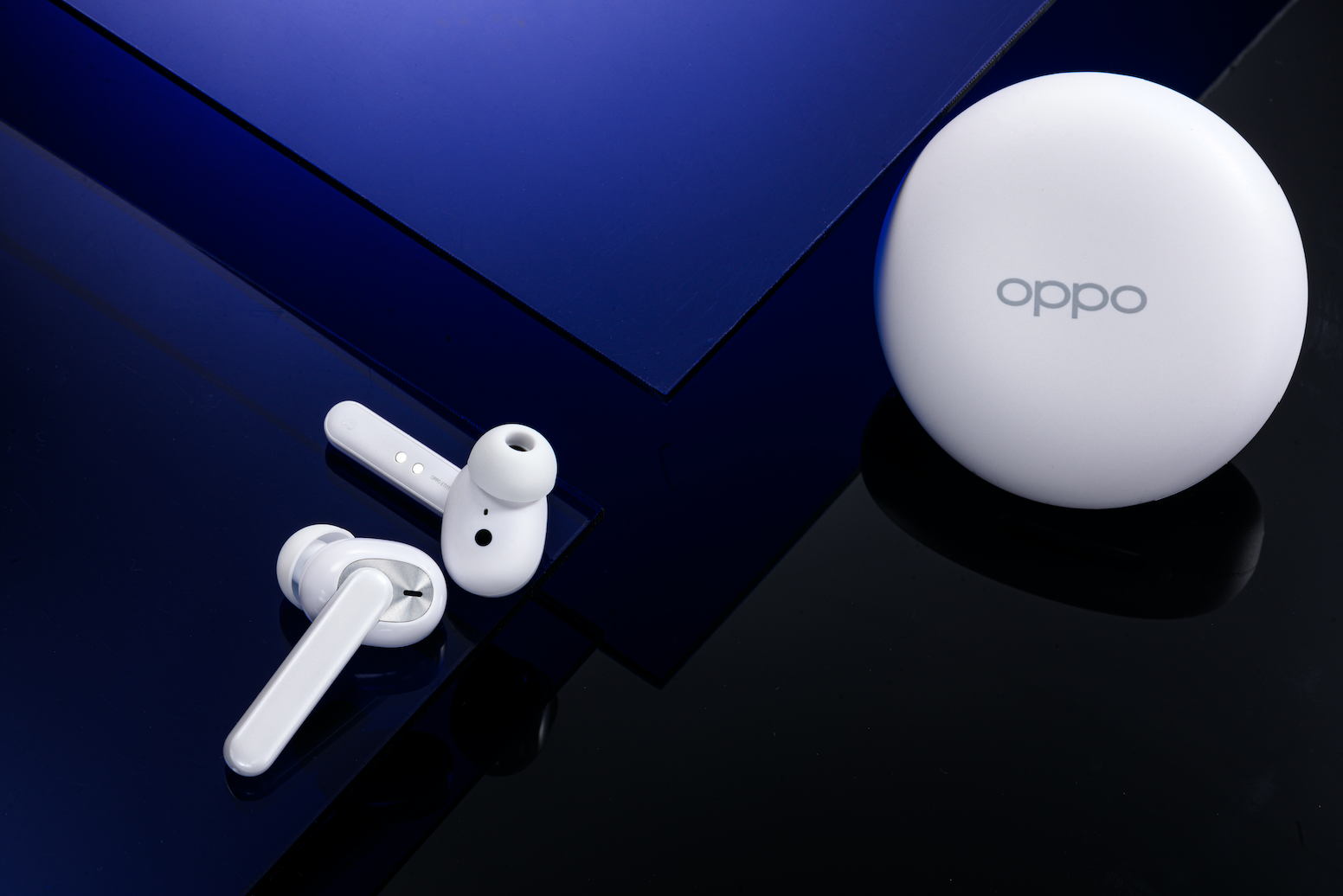 好看好快好用,oppo enco w31耳机简评:年轻人的第一件sss级装备