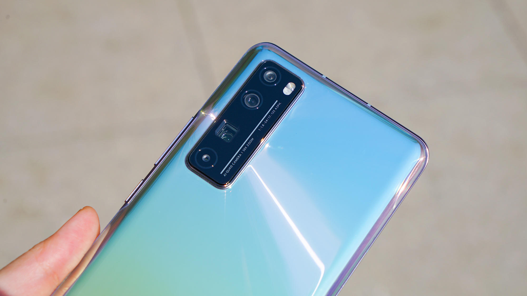 华为nova7 pro全面测评:前置3200万双摄 全新7号色,比想象更美