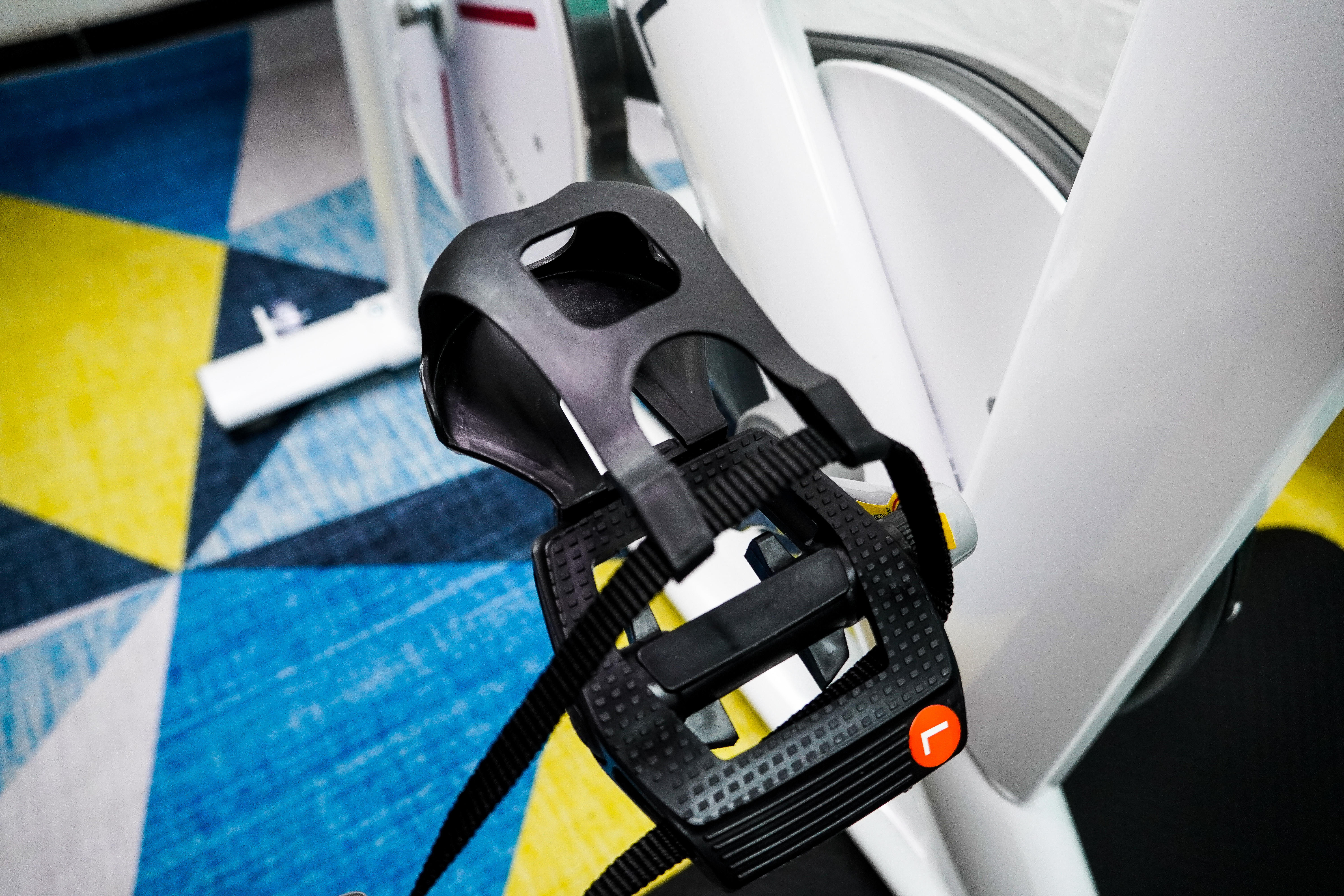 yesoul野小兽s1动感单车骑行健身畅玩无忧