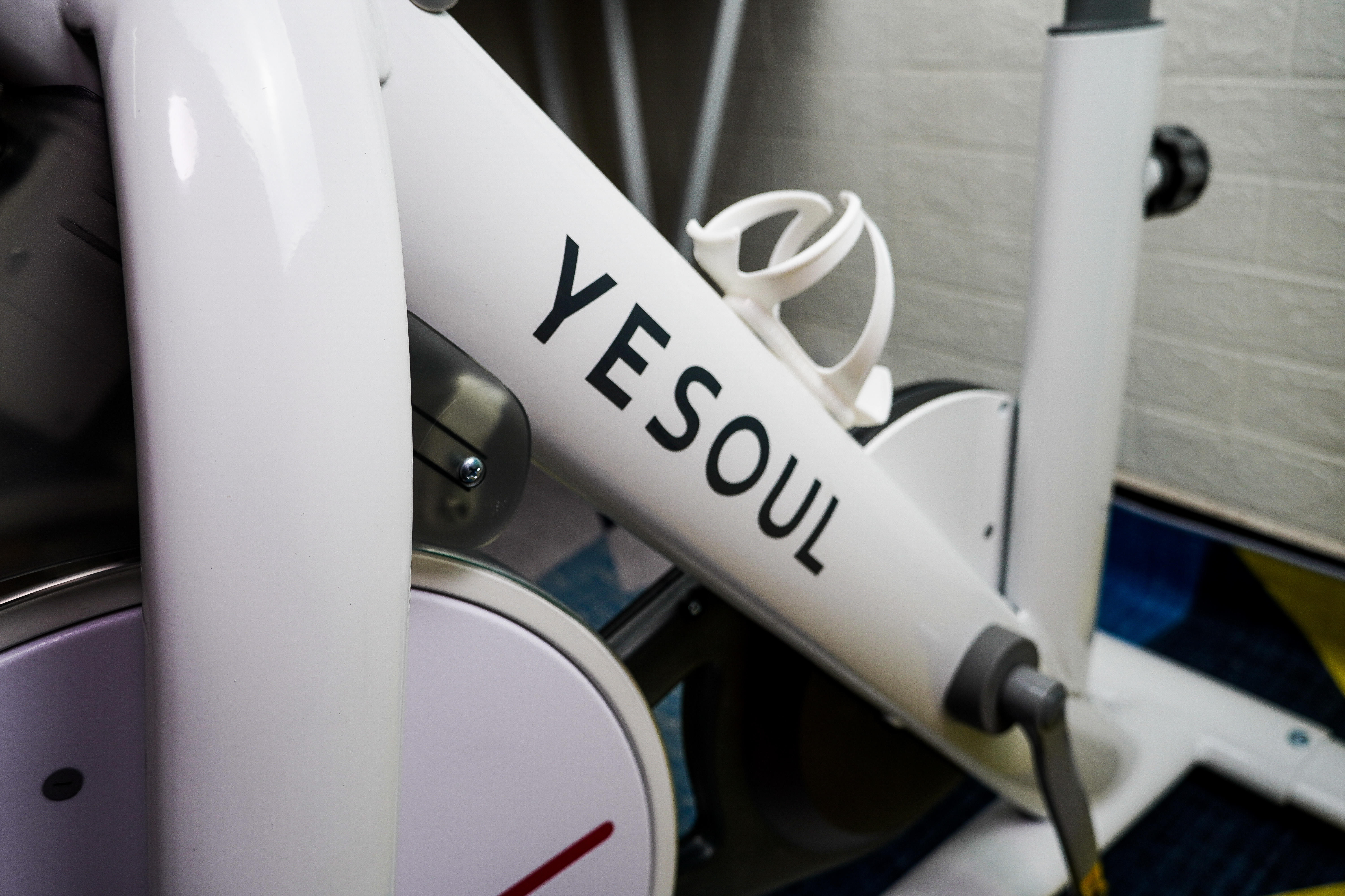 yesoul野小兽s1动感单车骑行健身畅玩无忧