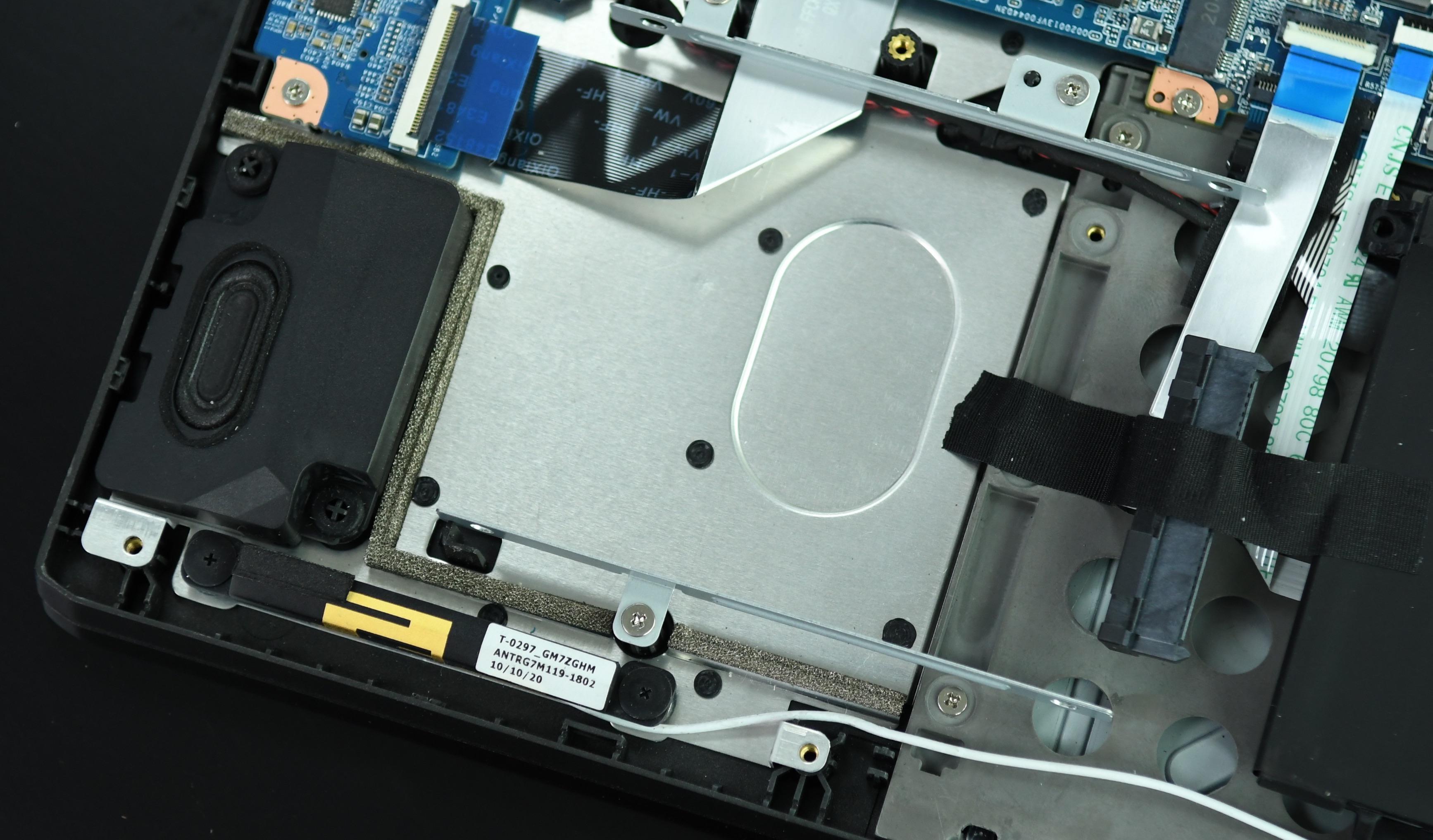 机械革命钛钽plus拆解测试