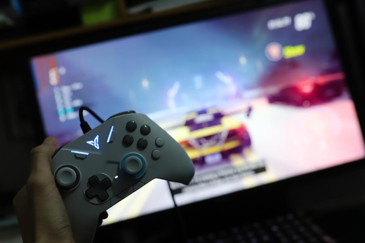 飞智黑武士2评测:扎实做工 稳定可靠品质,这个手柄不一般