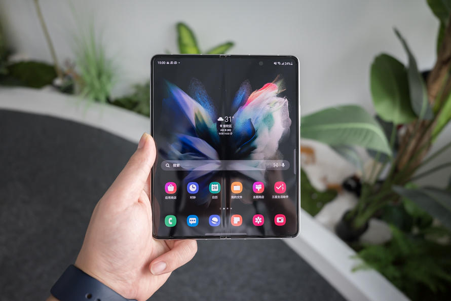 三星galaxyzfold35g体验都第三代了折叠屏手机真的好用吗