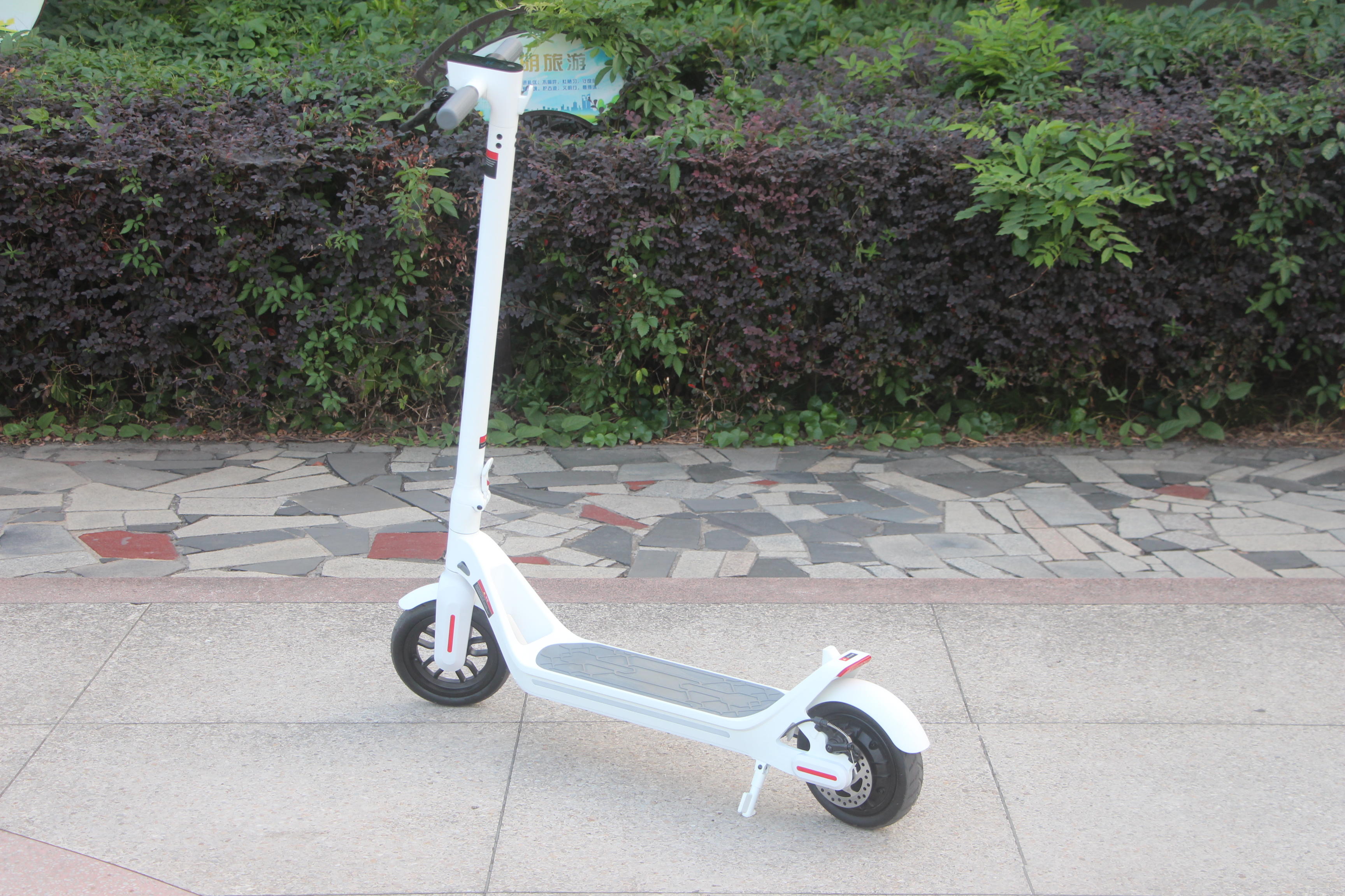 华为智选乐骑智能电动滑板车体验日常通勤的代步神器